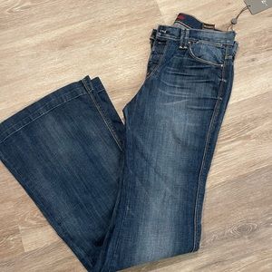Woman’s nwt seven for all mankind flare jeans size 27